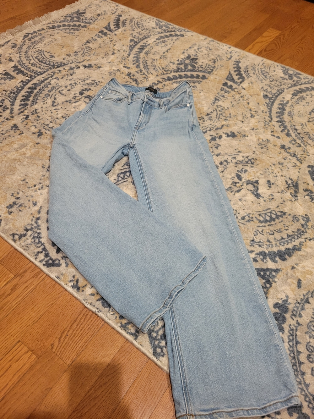 Quince Light Blue High Rise Straight Jeans -   Women's Denim 26